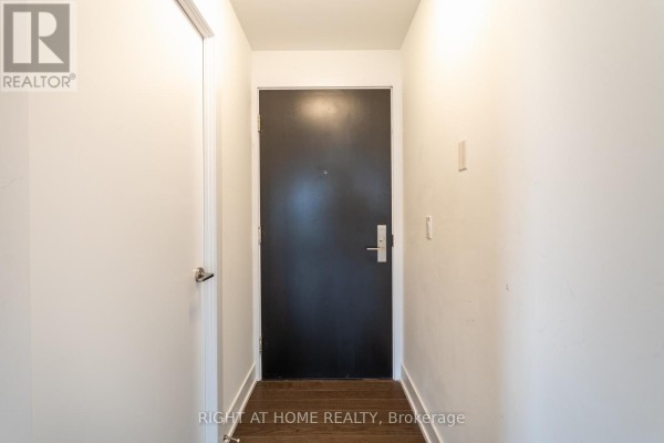 Kitchen - 1307 - 181 Bedford Road, Toronto, ON M5R0C2 Photo 2