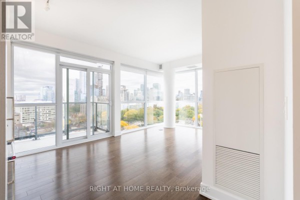 1307 - 181 Bedford Road, Toronto, ON M5R0C2 Photo 5