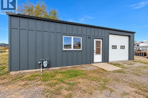 1308 18 Avenue, Coaldale, AB, photo 3