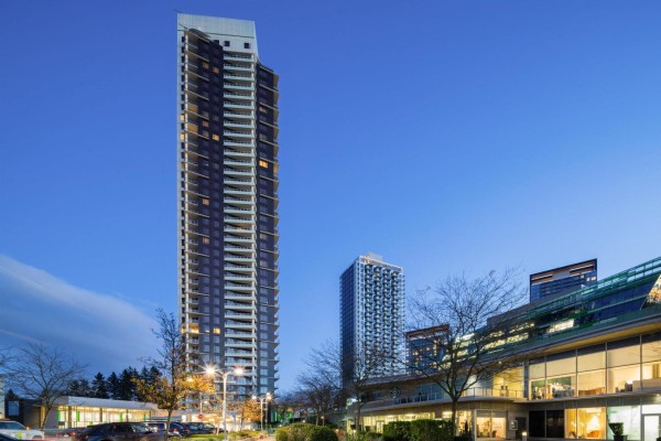 1308 9887 Whalley Boulevard, Surrey