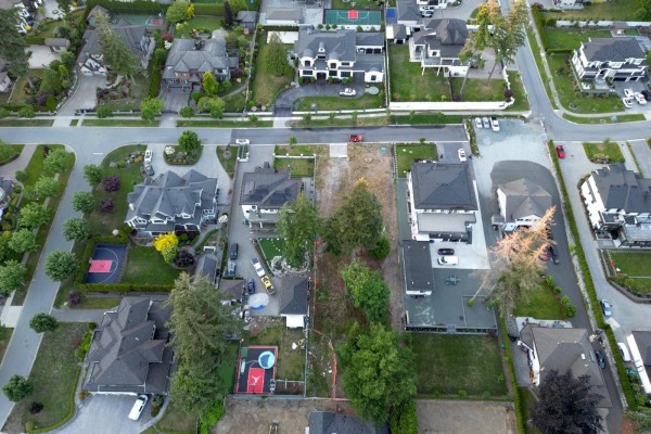 13088 57 Avenue, Surrey, BC V3X3X3 Photo 5