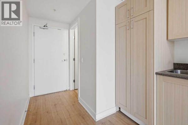Bedroom - 1309, 30 Brentwood Common Nw, Calgary, AB T2L2L8 Photo 4
