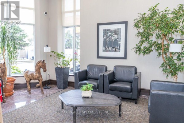 1309 - 21 Overlea Boulevard, Toronto, ON, photo 2
