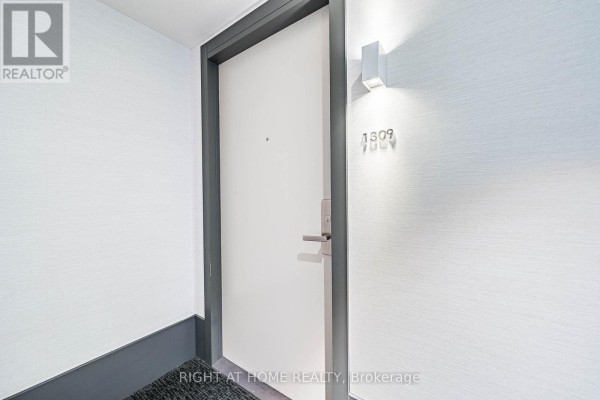 1309 - 30 Gibbs Road, Toronto, ON, photo 3