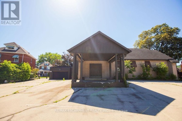 1309 King Street E, Hamilton, ON, photo 3