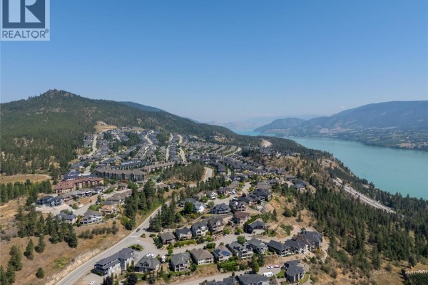 3pc Ensuite bath - 13098 Shoreline Way Unit# 52, Lake Country, BC V4V0A8 Photo 2