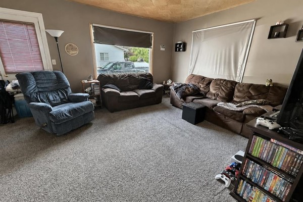 Primary Bedroom - 131 2nd Street Sw, Altona, MB R0G0B2 Photo 5