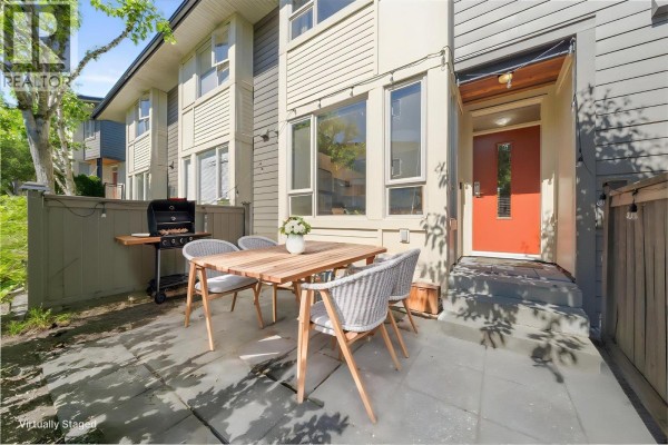 131 9229 University Crescent, Burnaby, BC V5A4Z2 Photo 5