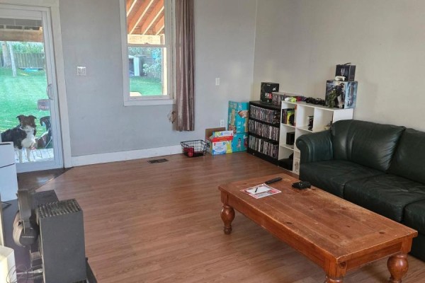 Living room - 131 Clyde Street, Morris Turnberry, ON N0G1G0 Photo 2