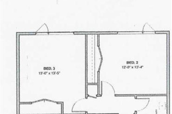 Floor plan showing two bedrooms, each with windows, and a shared bathroom. - 131 Greenwich Heath Nw, Calgary