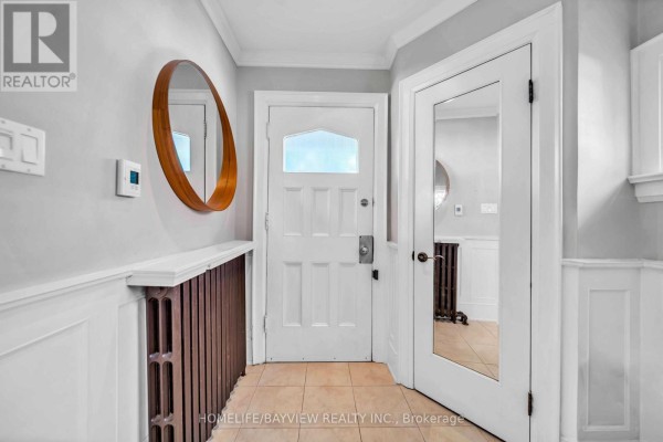 Dining room - 131 Heddington Avenue, Toronto, ON M5N2K9 Photo 3