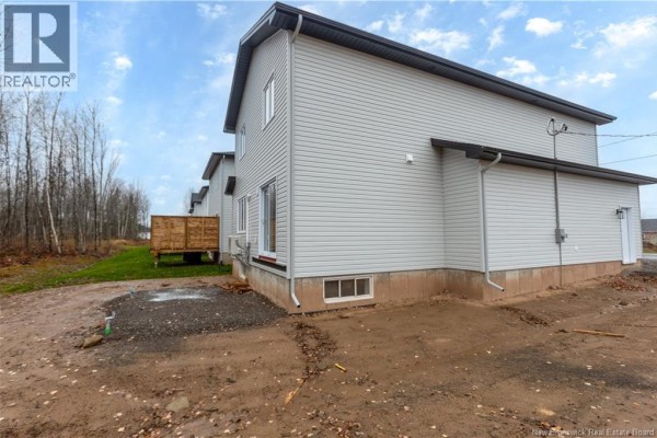5pc Bathroom - 131 Rosenburg Street, Moncton, NB E1G6E9 Photo 5