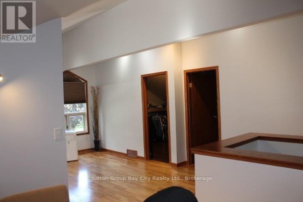 Living room - 131 Rupert Street, Thunder Bay, ON P7B3W8 Photo 5