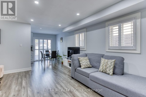 Primary Bedroom - 131 Saddletree Trail, Brampton, ON L6X4M9 Photo 4
