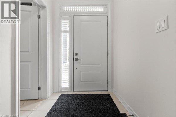 5pc Ensuite bath - 131 Terrace Drive, Grimsby, ON L3M0L2 Photo 5