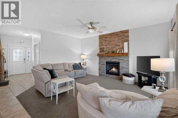 4pc Bathroom - 131 West Creek Meadow, Chestermere, AB T1X1T2 Photo 4