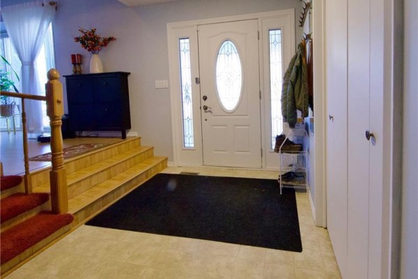 2pc Bathroom - 131 Windfield Road, Regina, SK S4V0E9 Photo 5