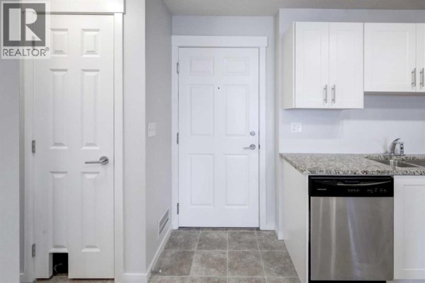 4pc Bathroom - 1310, 99 Copperstone Park Se, Calgary, AB T2Z5C9 Photo 3