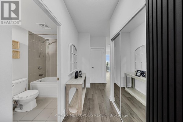 1310 - 3220 Sheppard Avenue E, Toronto, ON, photo 3