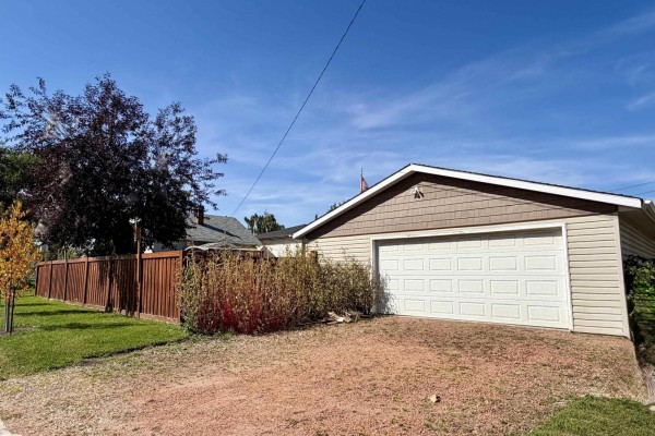 13103 121 St Nw, Edmonton, AB, photo 3
