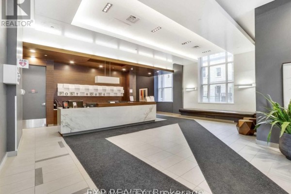 Living room - 1311 - 105 George Street, Toronto, ON M5A0L4 Photo 2