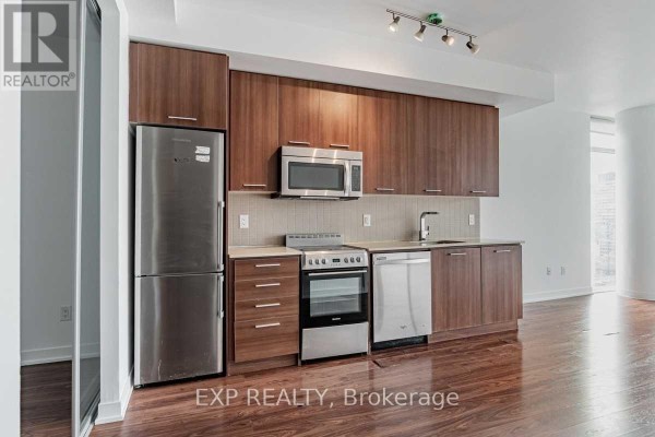 Dining room - 1311 - 105 George Street, Toronto, ON M5A0L4 Photo 3