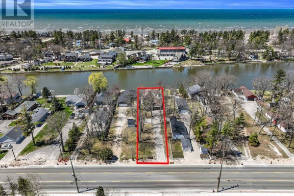 1312 River Road W, Wasaga Beach, ON L9Z2W6 Photo 4