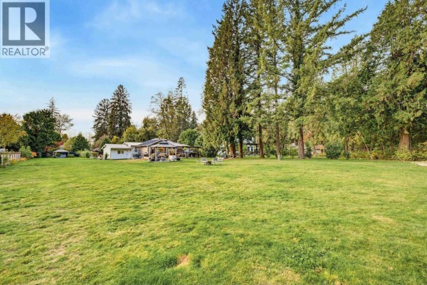 13124 Edge Street, Maple Ridge, BC V4R2R2 Photo 3