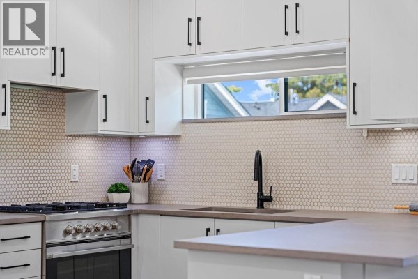 1313 E 20th Avenue, Vancouver, BC V5V1P4 Photo 5