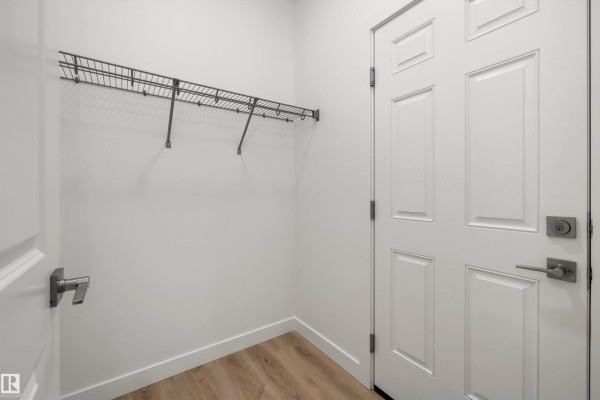 Primary Bedroom - 1315 11 Av Nw, Edmonton, AB T6T2W3 Photo 5