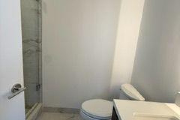 1315 Bay Street, Toronto, ON M5R0B3 Photo 3