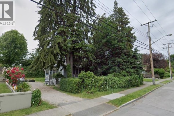 1315 Sixth Avenue, New Westminster, BC V3M2C3 Photo 4