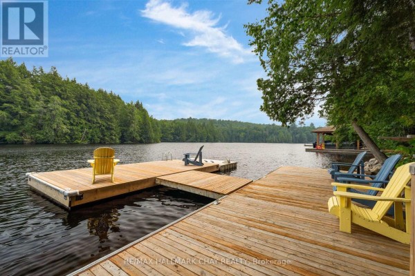 1315 Wolf Circle, Algonquin Highlands, ON, photo 2