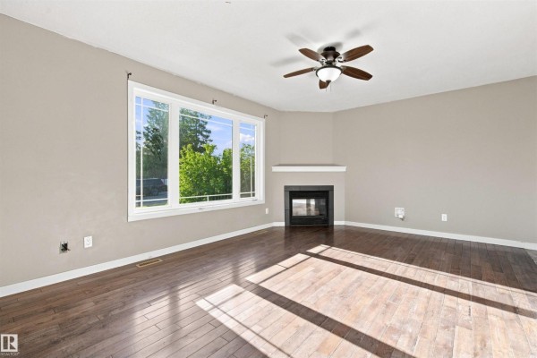 Primary Bedroom - 1317 11 St, Cold Lake, AB T9M1J5 Photo 4