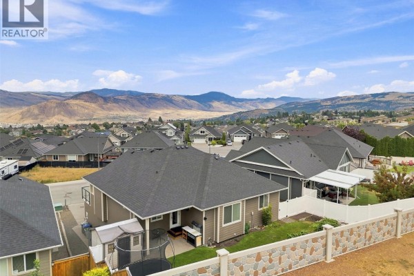 1319 Dunbar Drive, Kamloops, BC, photo 2