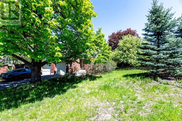 132 Acklam Terrace W, Ottawa, ON K2K2J5 Photo 5
