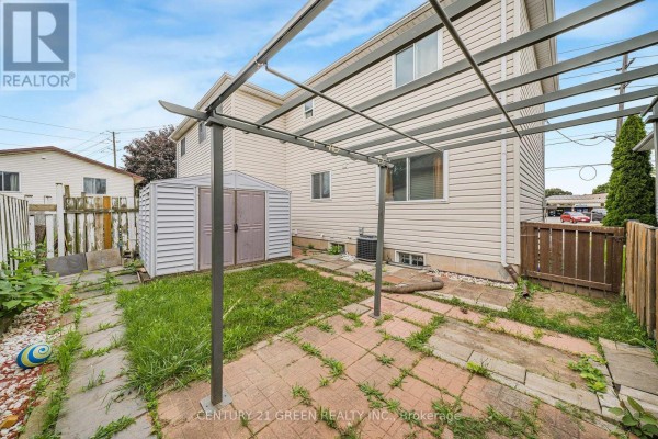 132 Carlton Street, St  Catharines, ON L2R7S6 Photo 4