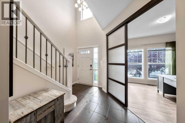 Kitchen - 132 Evansborough Way Nw, Calgary, AB T3P1B1 Photo 4