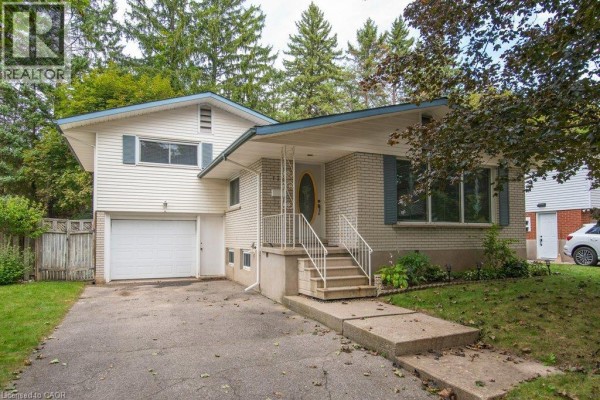 Laundry room - 132 Forest Hill Drive, Kitchener, ON N2M4G3 Photo 3