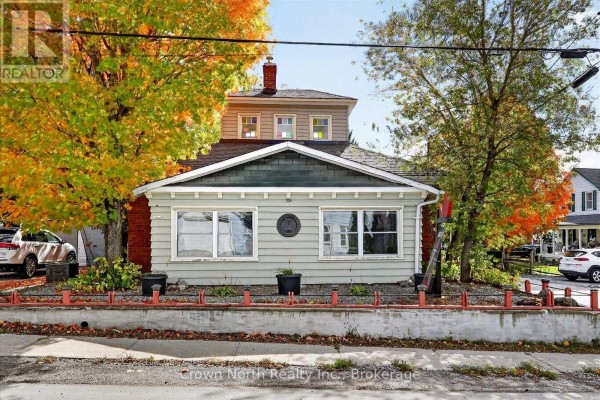 Primary Bedroom - 132 Glengarry Road, Kawartha Lakes, ON K0A1A0 Photo 3