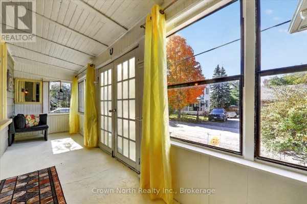 Family room - 132 Glengarry Road, Kawartha Lakes, ON K0A1A0 Photo 5