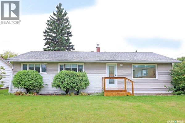 132 King Street W, Yorkton