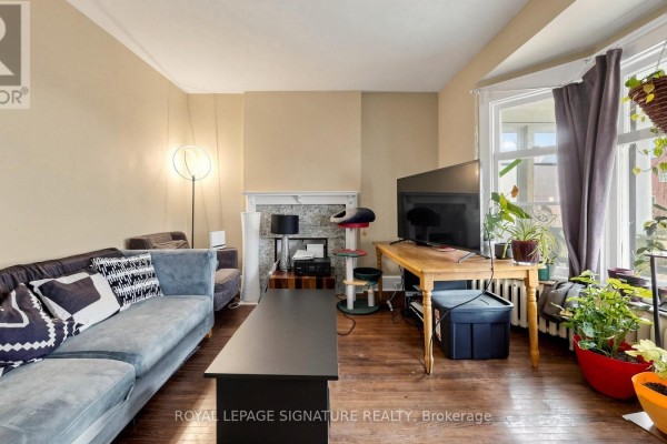 132 Marion Street, Toronto, ON M6R1E7 Photo 4