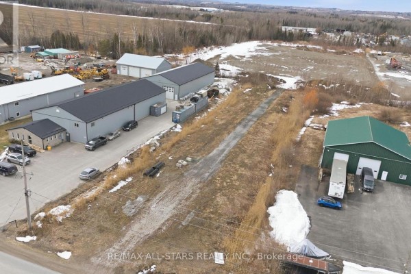 132 North Port Road, Scugog, ON L9L1B2 Photo 4