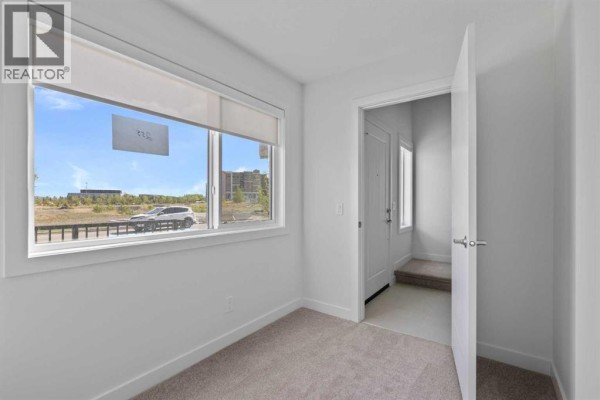 4pc Bathroom - 132 Quesnay Wood Link Sw, Calgary, AB T3E8H6 Photo 5