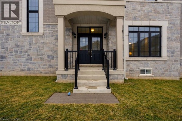 132 Settlers Road E, Oakville, ON, photo 3