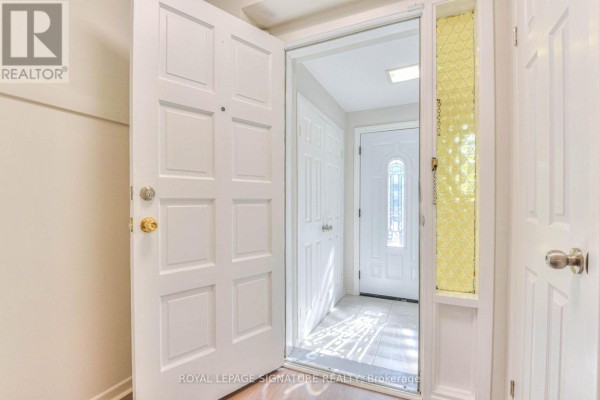 Kitchen - 132 Valdor Drive, Toronto, ON M1V1R5 Photo 4