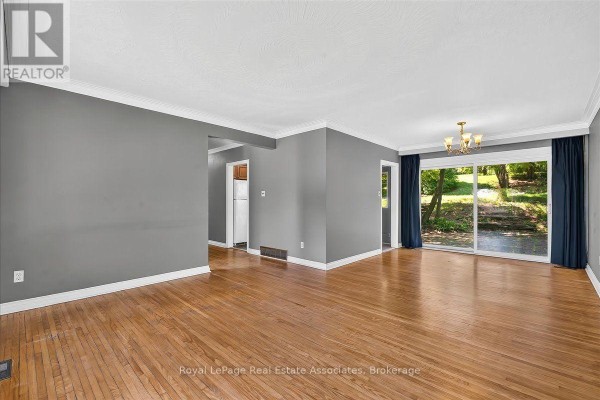 Primary Bedroom - 132 Vista Boulevard, Mississauga, ON L5M1V9 Photo 4