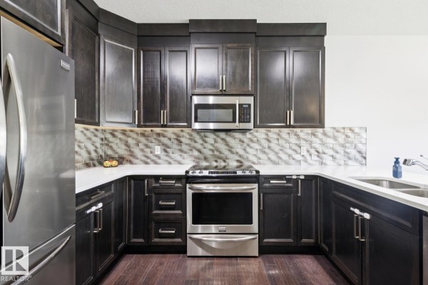 Family room - 1320 162 St Sw, Edmonton, AB T6W2L1 Photo 4