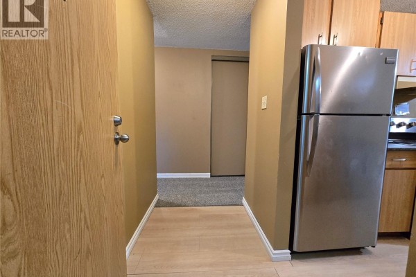 Dining room - 1320 425 115th Street E, Saskatoon, SK S7N2E5 Photo 4